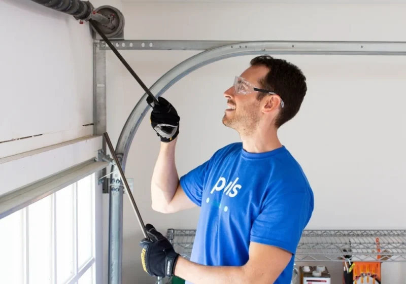 Garage Door Not Closing? 9 Faults, and Which Ones You Can Fix Yourself Cullinan